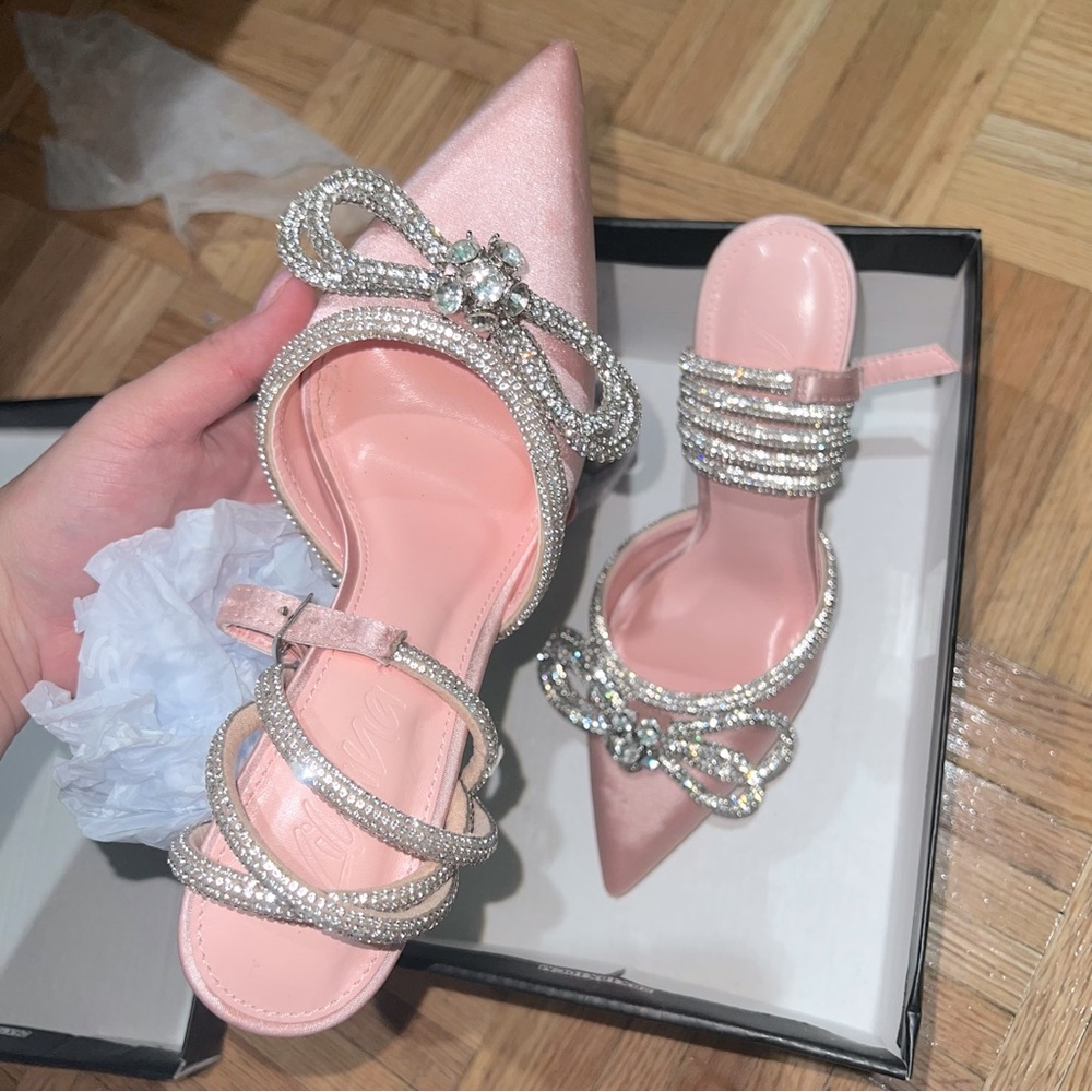 Gorgeous Mach Mach replica heel BRAND NEW